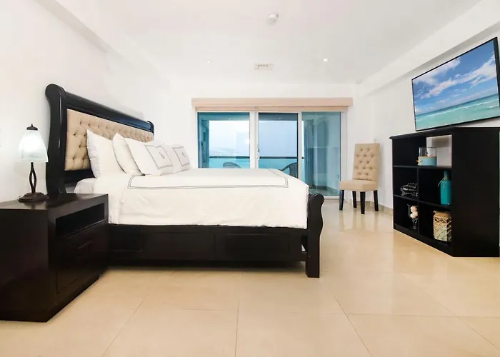 Stunning 6th Floor Luxury Large Wraparound Terrace Palmar 6a Hotel Cozumel