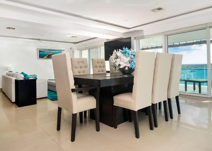 Hotel Stunning 6th Floor Luxury Large Wraparound Terrace Palmar 6a *