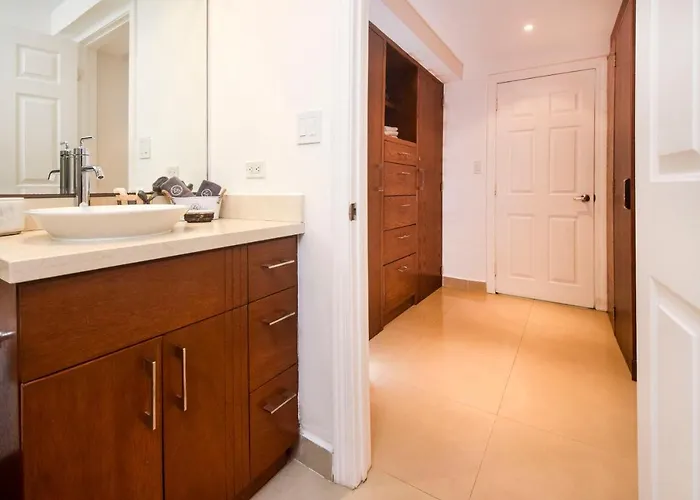 Stunning 6th Floor Luxury Large Wraparound Terrace Palmar 6a Hotel *